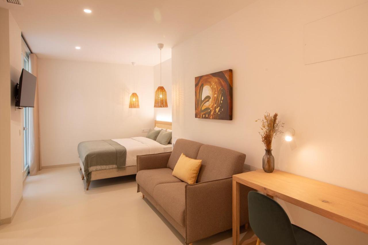 Alux Boutique Hotel มาลากา ภายนอก รูปภาพ