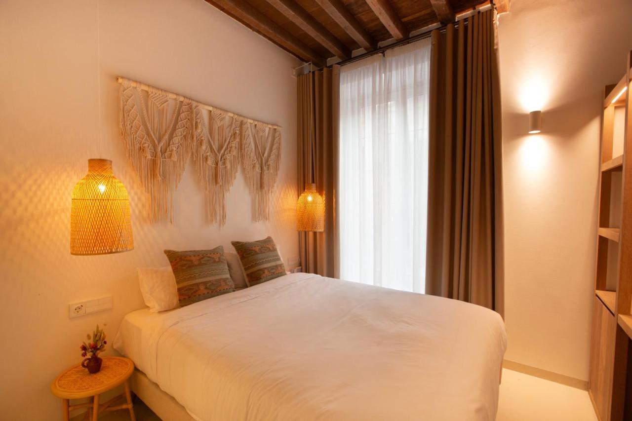 Alux Boutique Hotel มาลากา ภายนอก รูปภาพ
