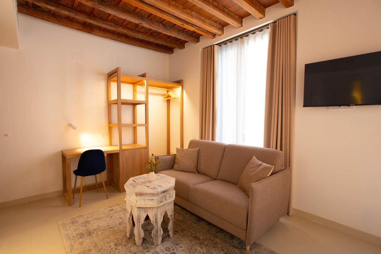 Alux Boutique Hotel มาลากา ภายนอก รูปภาพ